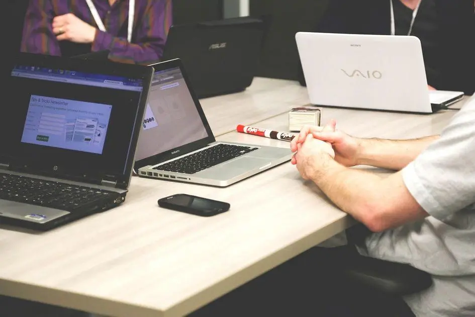Avaliando Experiência e Especialização em Consultoria